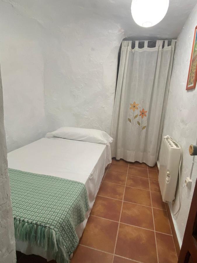 La Cueva Delola Apartamento Alcala del Jucar Exterior foto