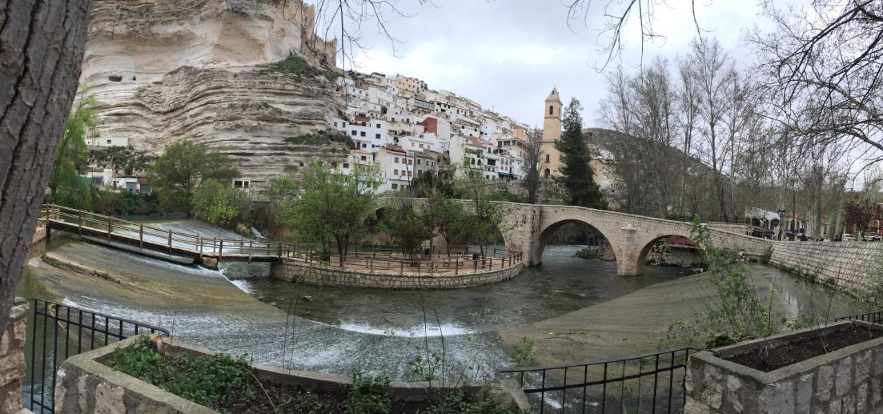 La Cueva Delola Apartamento Alcala del Jucar Exterior foto